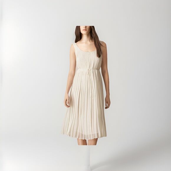 Burberry  Britt  Natural Sleeveless Pleated Silk Dress  Sz 8 - Picture 1 of 8